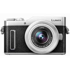 Panasonic DMC-GF10 (Silver) + Lumix G Vario 12-32mm f/3.5-5.6 MEGA