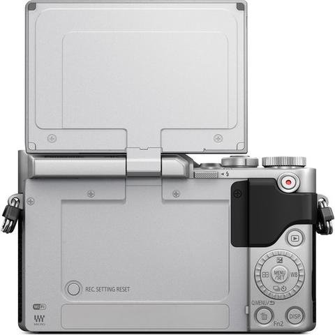 Panasonic DMC-GF9 (Silver) + Lumix G Vario 12-32mm f/3.5-5.6 MEGA