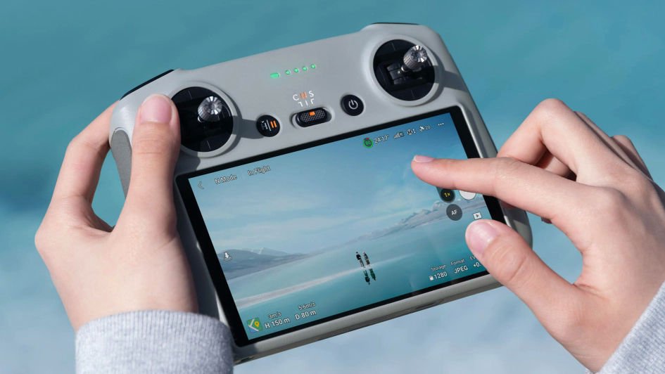thumbnail image 2 of DJI RC Smart Remote Controller RM330 – For Mavic 3, Mini 3 Pro, Air 2S – Open Box, 98% New, Tested 2 of 5